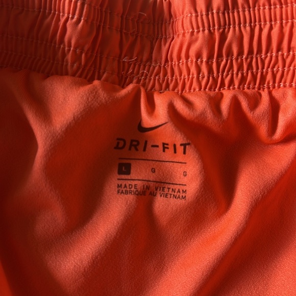 Nike dri fit shorts. Running. Orange. Large - Picture 2 of 6